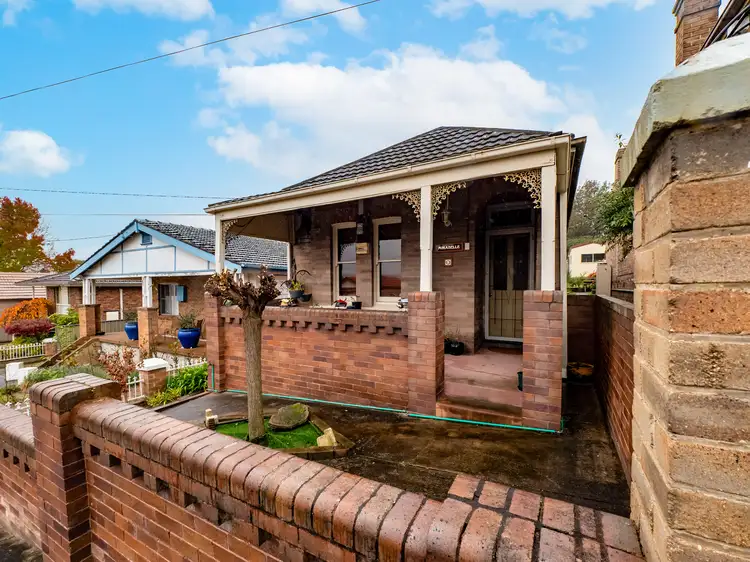 9 Calero Street, Lithgow NSW 2790