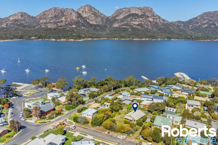 1 Harold Street, Coles Bay TAS 7215
