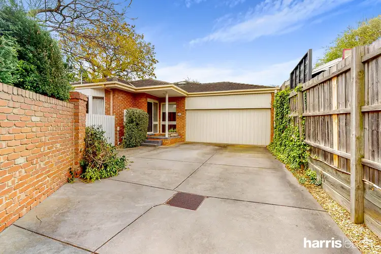 Main view of Homely house listing, 2/35 Holyrood Street, Hampton VIC 3188
