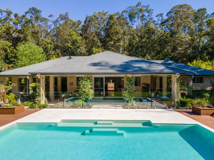 305 Dath Henderson Road, Tinbeerwah QLD 4563