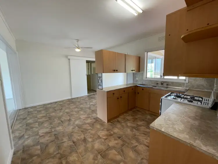 Seventh view of Homely house listing, 8 Francis Avenue, Gundagai NSW 2722