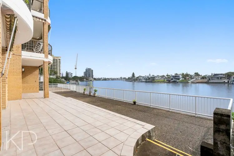 1/2936 Gold Coast Highway, Surfers Paradise QLD 4217