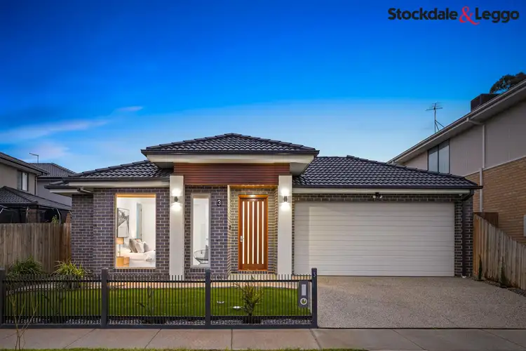 Second view of Homely house listing, 3 Beryl Crescent, Greenvale VIC 3059