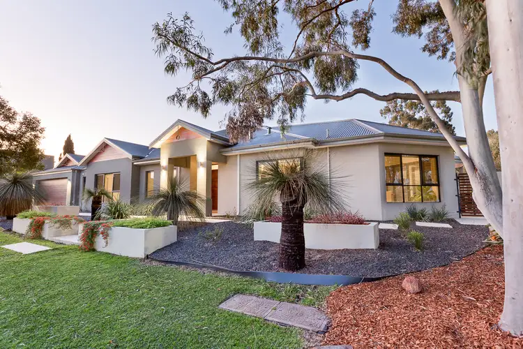 2 Platt Court, Booragoon WA 6154