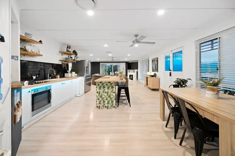 Fourth view of Homely house listing, 2 Sheffield Circuit, Pacific Pines QLD 4211