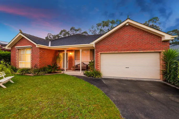 82 Bridgewater Way, Rowville VIC 3178
