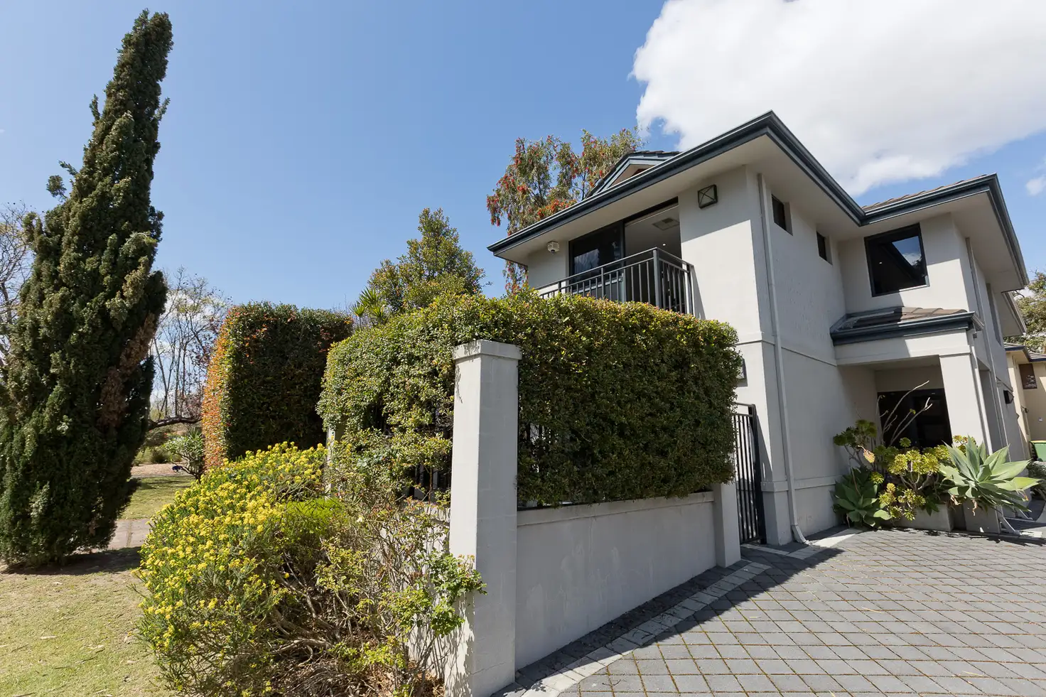 Main view of Homely house listing, 1/16 Leverburgh Street, Ardross WA 6153