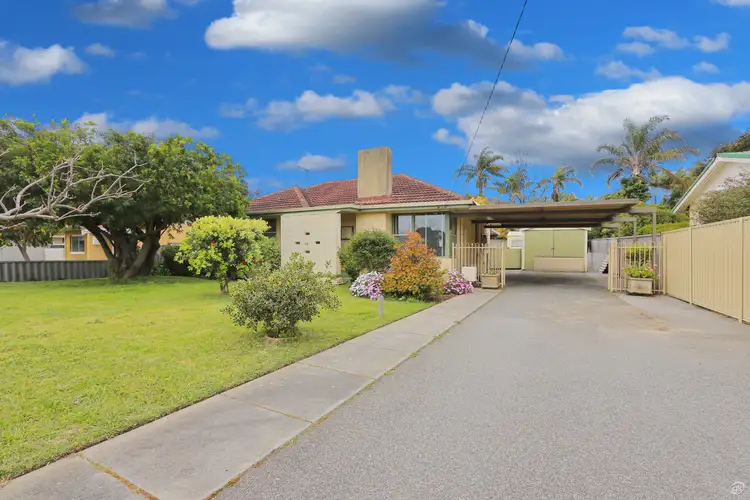34 Simons Street, Coolbellup WA 6163