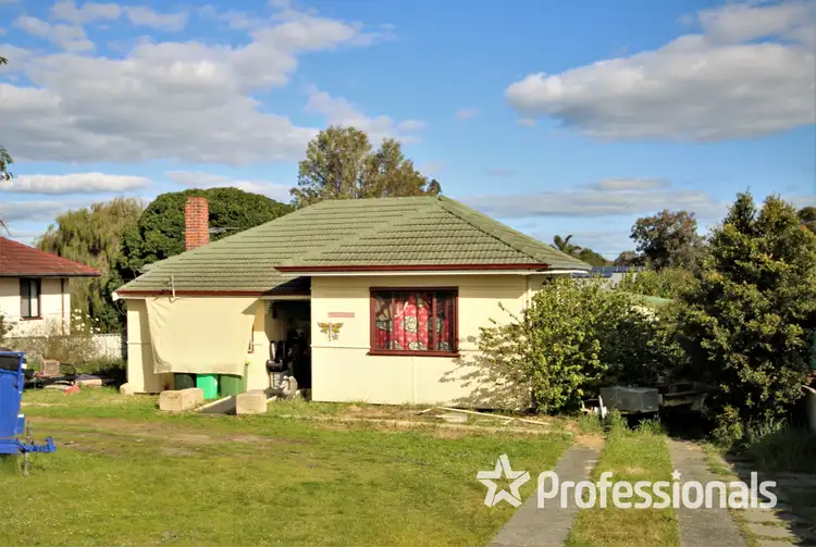 53 Hands Avenue, Carey Park WA 6230