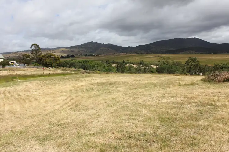 43 Falmouth Street, Avoca TAS 7213