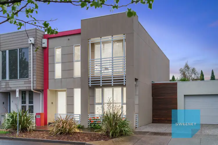 4 Kensington Street, Caroline Springs VIC 3023