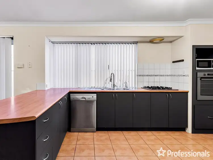 Sixth view of Homely house listing, 6 Goulds Pass, Baldivis WA 6171