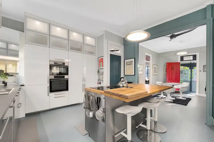 14/10 Gladstone Road, Highgate Hill QLD 4101
