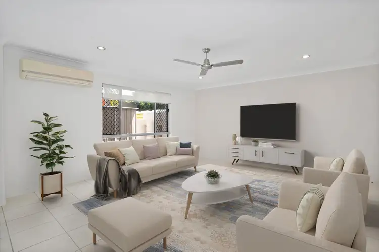 2/52 Scarborough Circuit, Blacks Beach QLD 4740