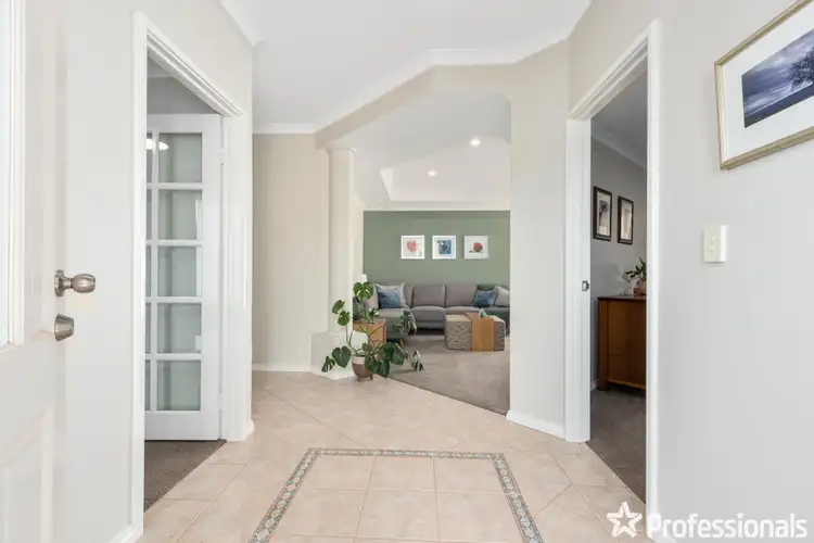 Third view of Homely house listing, 6 Longleat Street, Canning Vale WA 6155