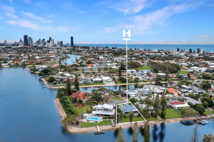 24 Helm Court, Mermaid Waters QLD 4218