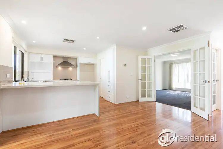 4 Whitlock Crescent, South Lake WA 6164