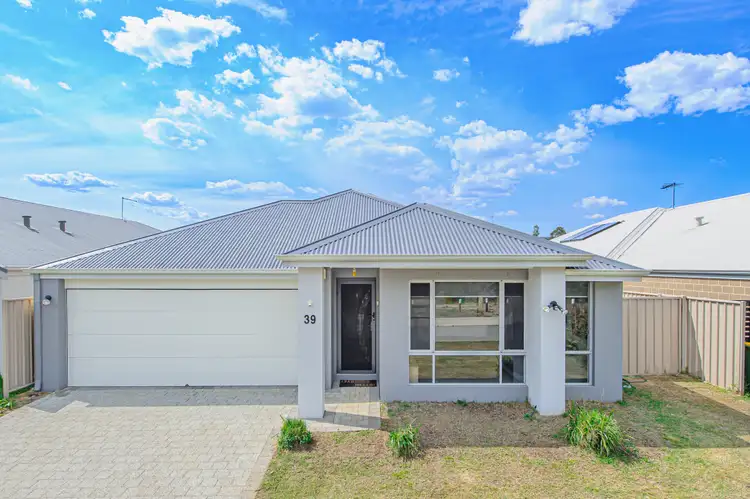 39 Warbler Drive, Martin WA 6110