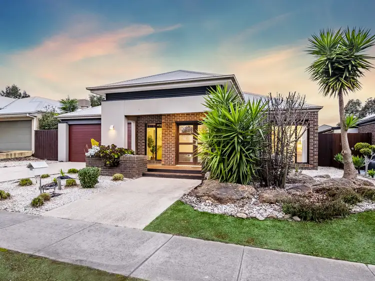 4 Biscay Grove, Lyndhurst VIC 3975