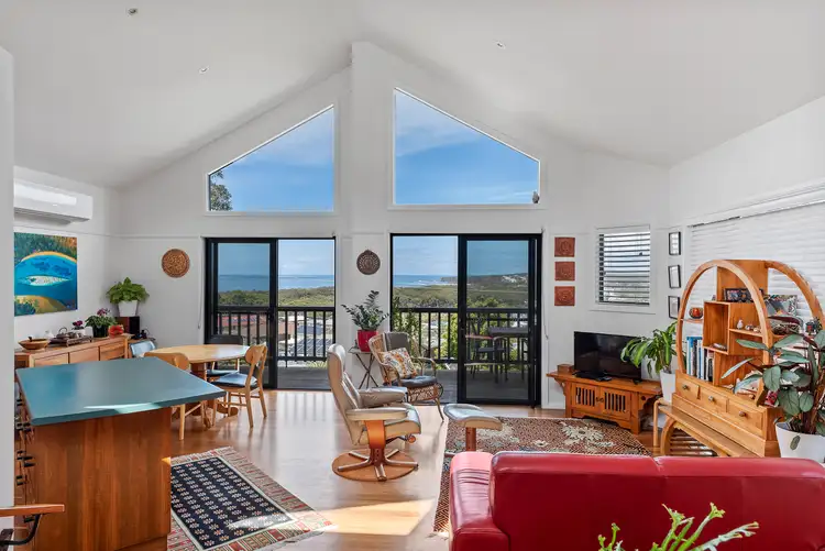 38 CANBERRA CRESCENT, Burrill Lake NSW 2539