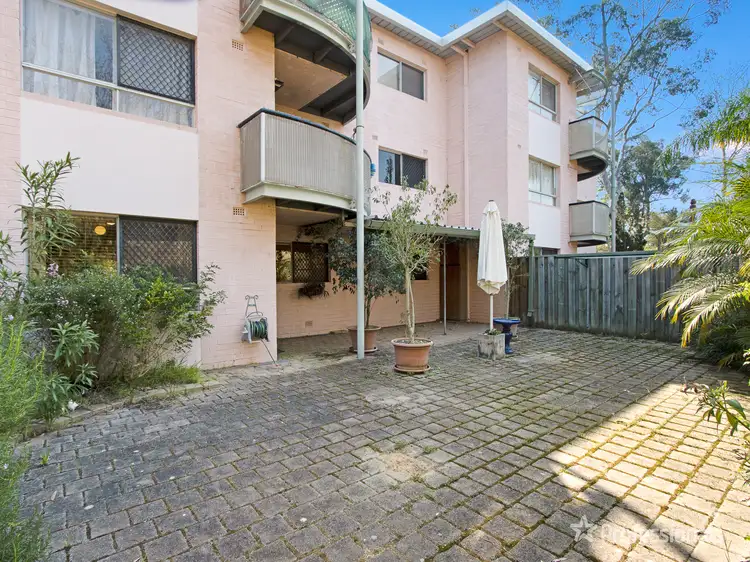 4 Canham Way