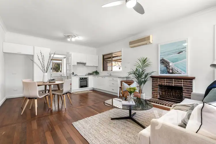 32 Dorcas Way, Coolbellup WA 6163