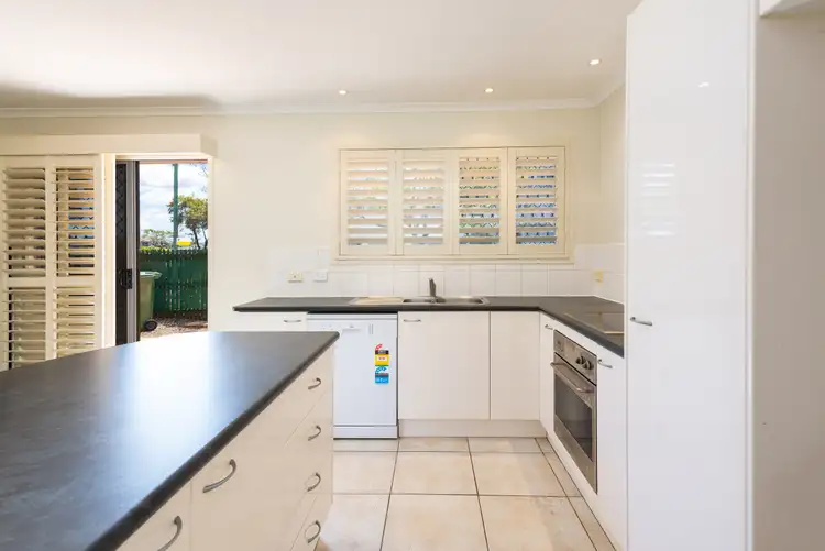 Sixth view of Homely unit listing, 2/65 Back Street, Biggera Waters QLD 4216