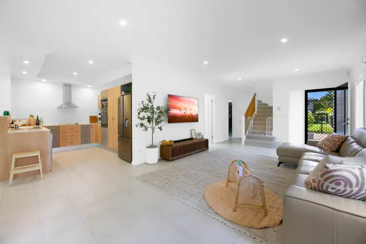 4 Royal Links Drive, Robina QLD 4226