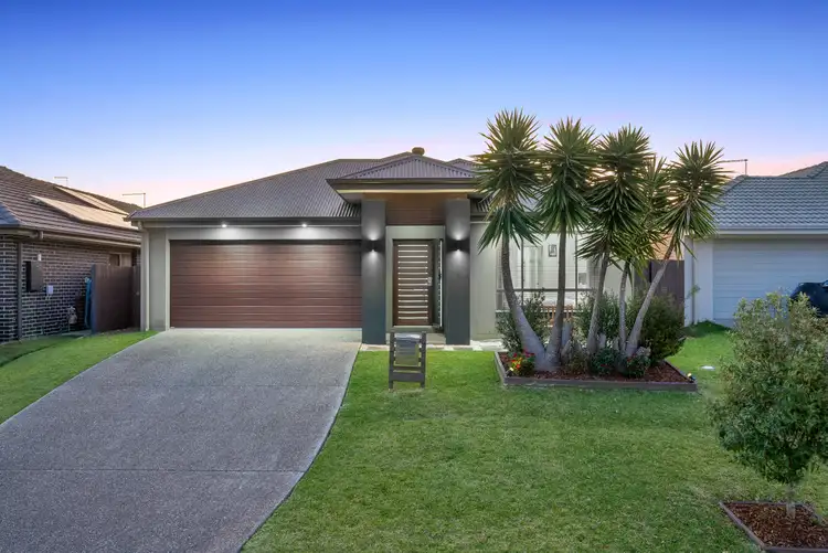 39 Ravensbourne Crescent, North Lakes QLD 4509