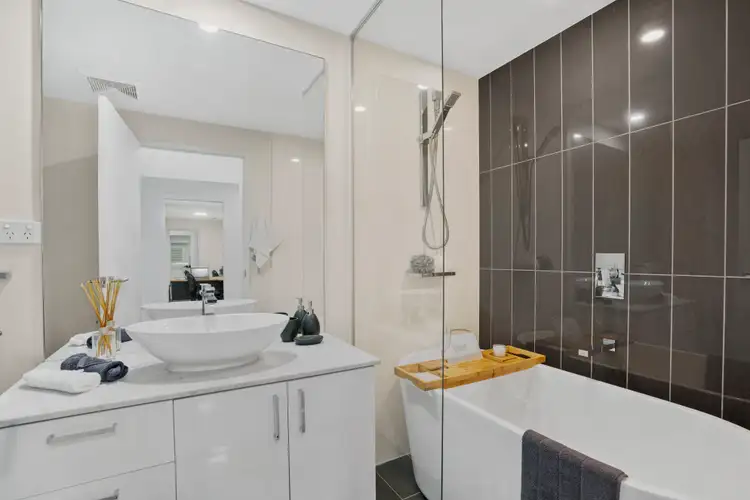 Sixth view of Homely unit listing, 2903/5 Harbour Side Court, Biggera Waters QLD 4216