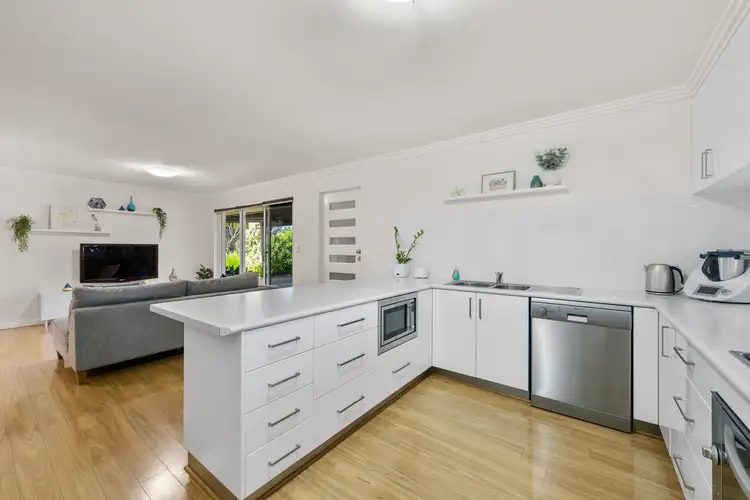 32 Moolanda Blvd, Kingsley WA 6026
