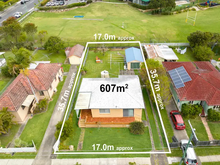 23 Risley Street, Carina QLD 4152