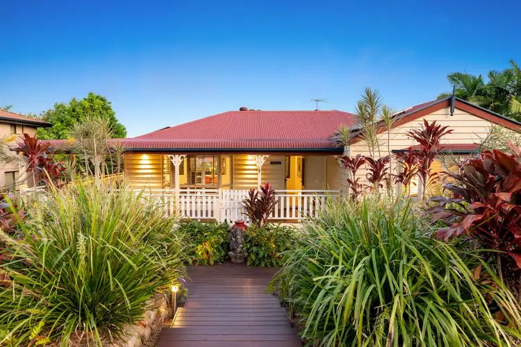 6 Zorina Court, Eatons Hill QLD 4037