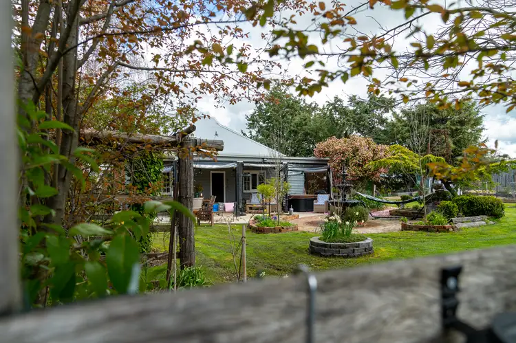 1074 Huntley Road, Lucknow NSW 2800