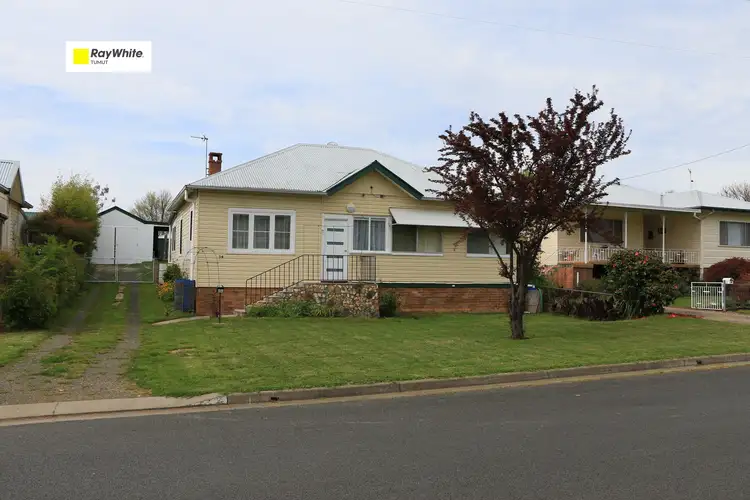 34 Sydney Street, Tumut NSW 2720