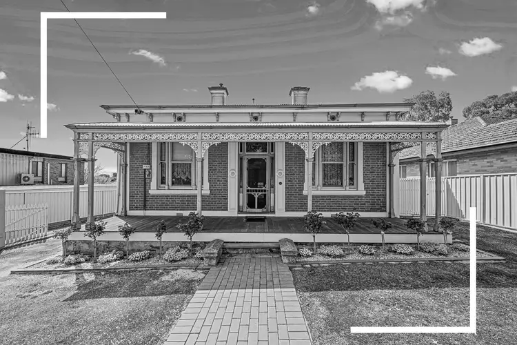 154 Eaglehawk Road, Long Gully VIC 3550