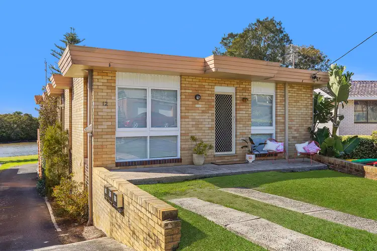 Main view of Homely unit listing, 2/12 Sierra Crescent, East Gosford NSW 2250