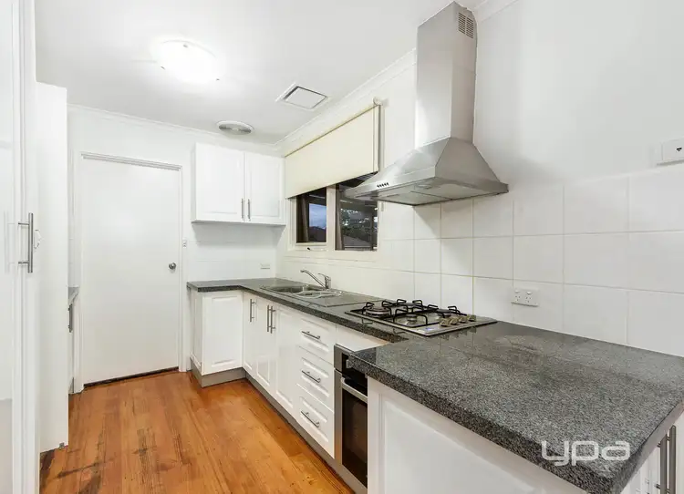 1/9 Bretton Court, St Albans VIC 3021
