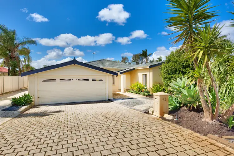 24 Lakeshore Close, Ballajura WA 6066