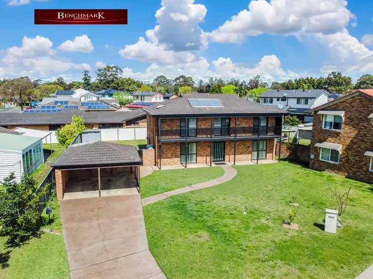 5 Hinton Place, Chipping Norton NSW 2170