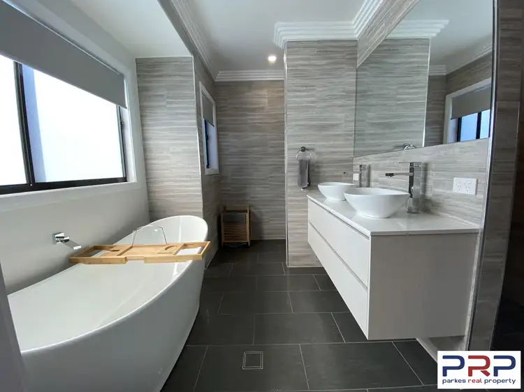 Fifth view of Homely house listing, 21 Hydrangea Avenue, Parkes NSW 2870