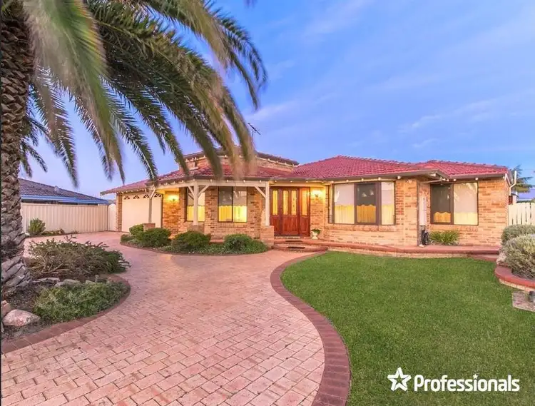 9 Magellan Close, Waikiki WA 6169