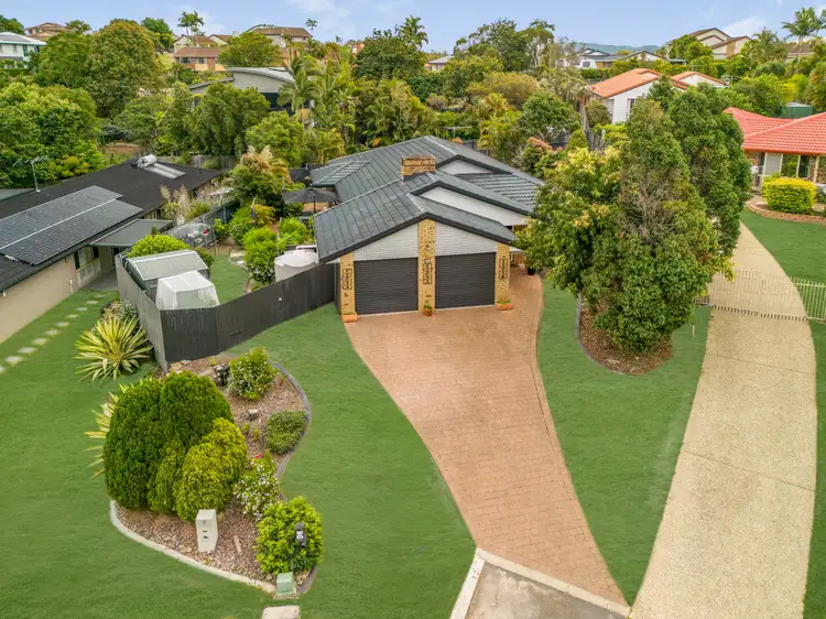 12 Cheviot Place, Sinnamon Park QLD 4073