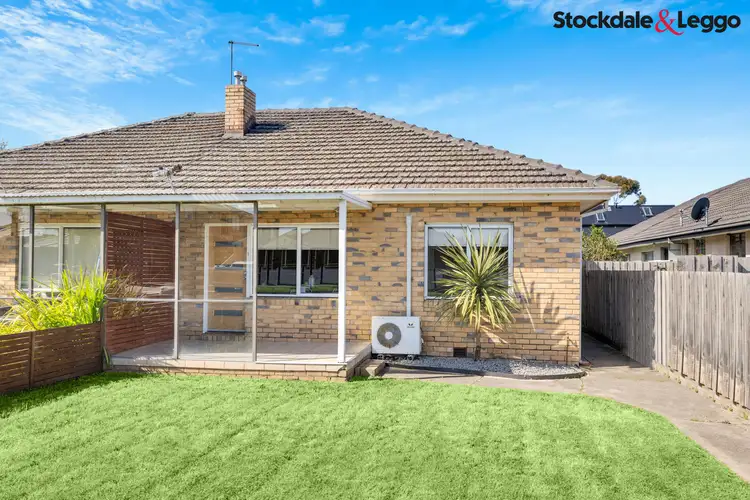 1/8 Waratah Avenue, Tullamarine VIC 3043