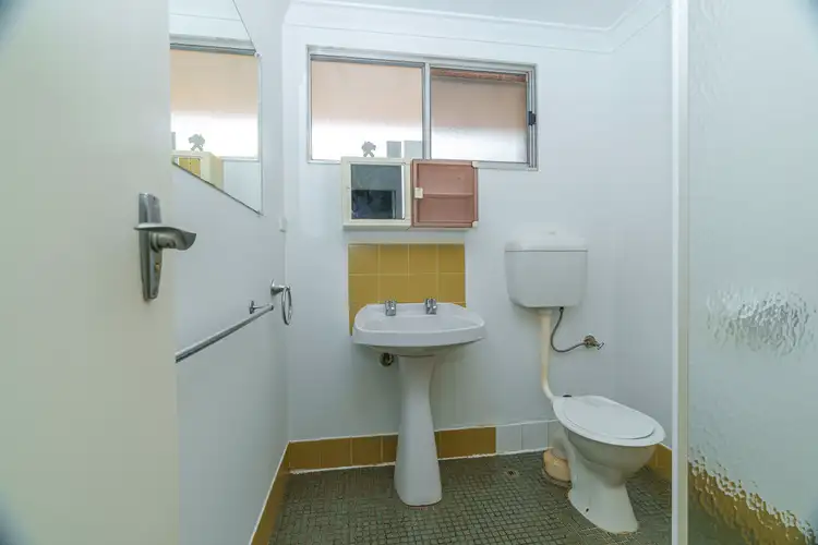 Seventh view of Homely unit listing, 11/2 Uldina Place, Pinjarra WA 6208