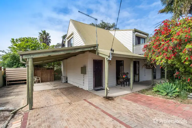 8 Littleton Street, Falcon WA 6210