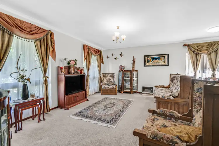 Fifth view of Homely house listing, 2 Hockins Place, Australind WA 6233