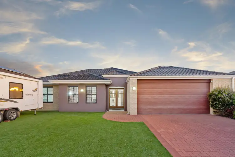 45 Plumwood Avenue, Hammond Park WA 6164