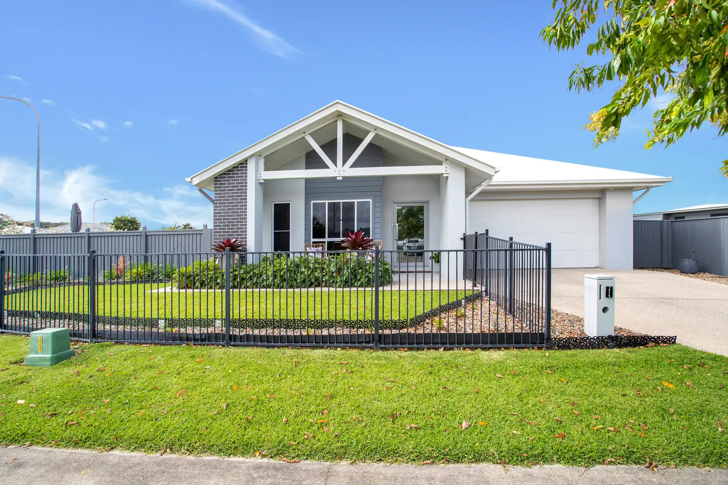 Main view of Homely house listing, 1 Darcy Boulevard, Beaconsfield QLD 4740