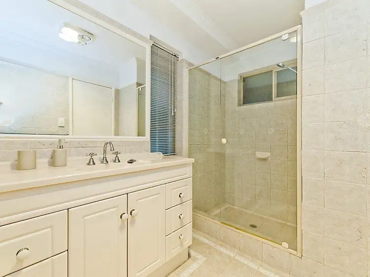 Sixth view of Homely house listing, 4 Partlon Rise, Leeming WA 6149